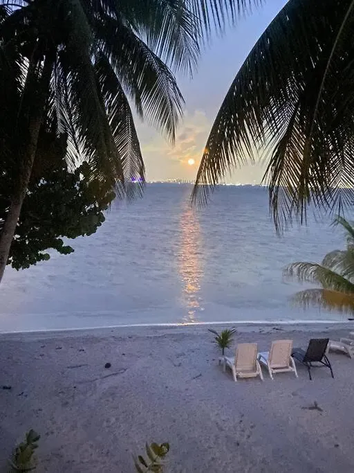 Beachfront Apartament Next To Nomads D1 Isla Mujeres Daire