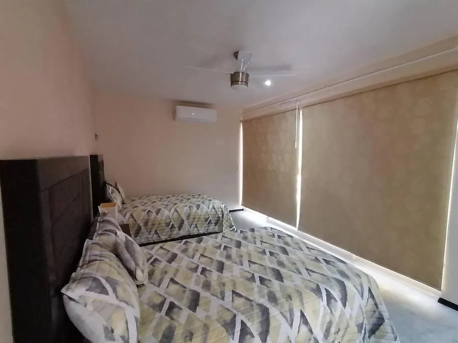 Beachfront Apartament Next To Nomads D1 イスラ・ムヘーレス 0*,  メキシコ