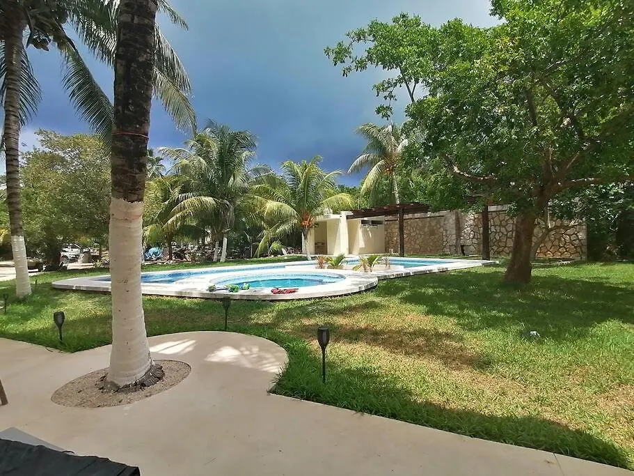 Beachfront Apartament Next To Nomads D1 イスラ・ムヘーレス 0*,  メキシコ
